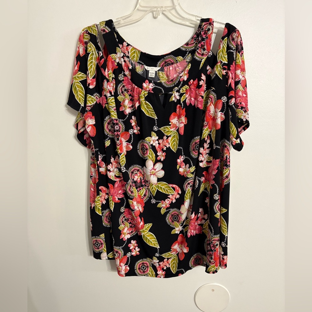 Multicolored Relaxed Blouse with cold shoulder Sleeves Size 26/28